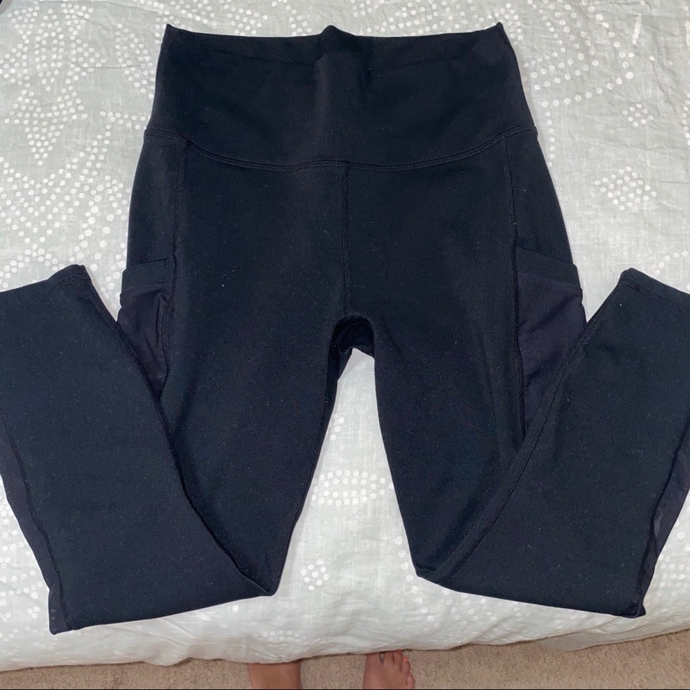 Fabletics Powerhold Mila Crop Leggings